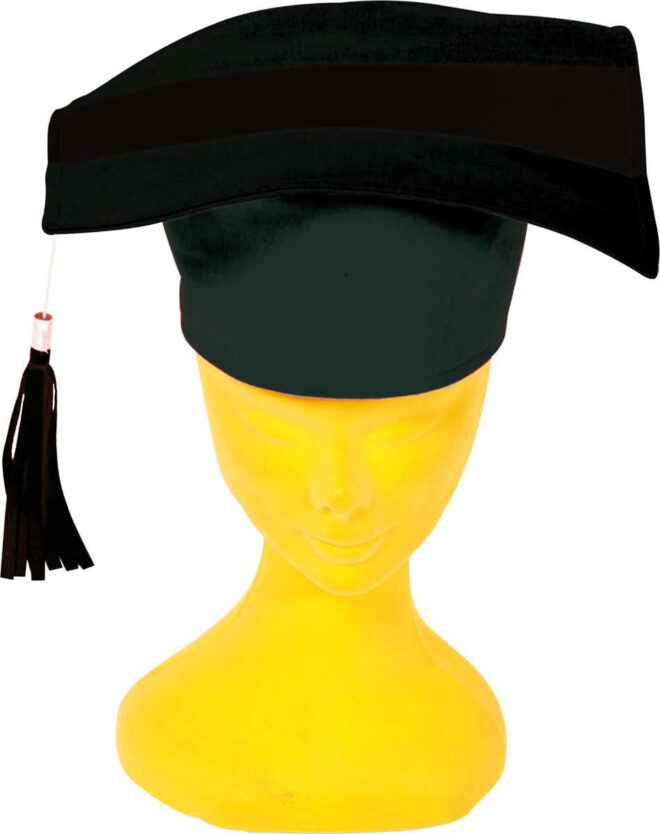 Zwarte doctoraal hoed voor een geslaagde of afgestudeerde