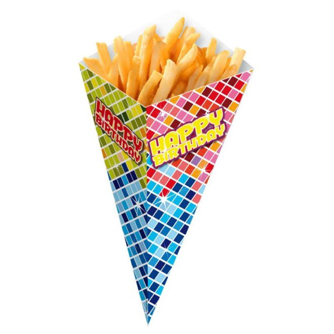 Vrolijke, kartonnen puntzak voor patat en friet met daarop de tekst 'Happy Birthday'