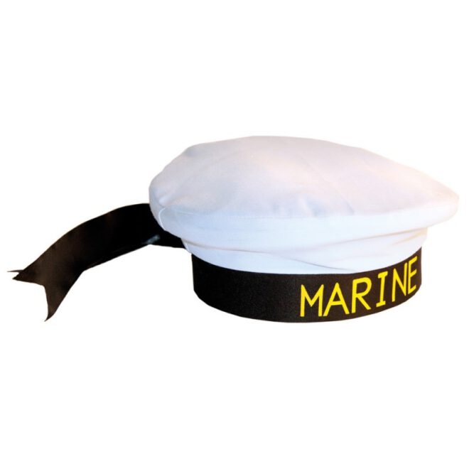 Witte matrozenpet met daarop de tekst 'Marine'