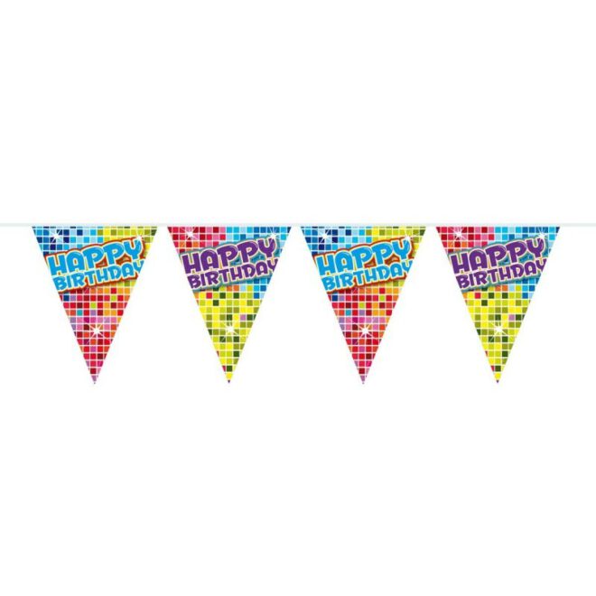 Vrolijkgekleurde Birthday Blocks vlaggenlijn met daarop de tekst 'Happy Birthday'